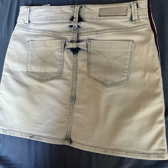 Calvin Klein denim skirt - Picture 5 of 5